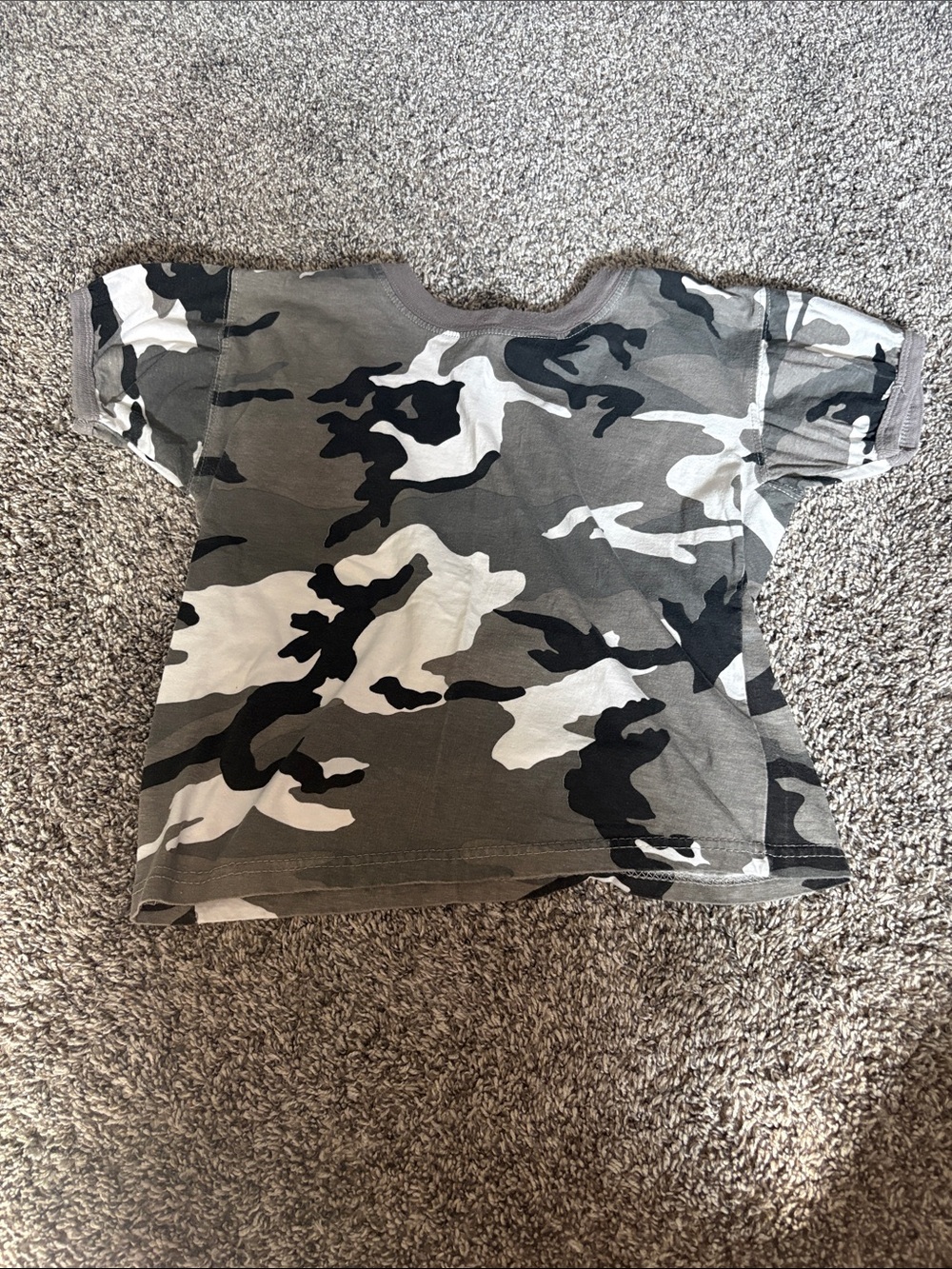 Cropped black and white camo top